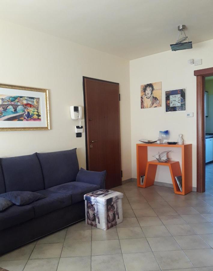 Le Briccole Apartment โกลเลญโญ ภายนอก รูปภาพ